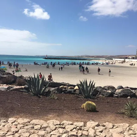Πανσιόν Playa Chica, Los Pozos